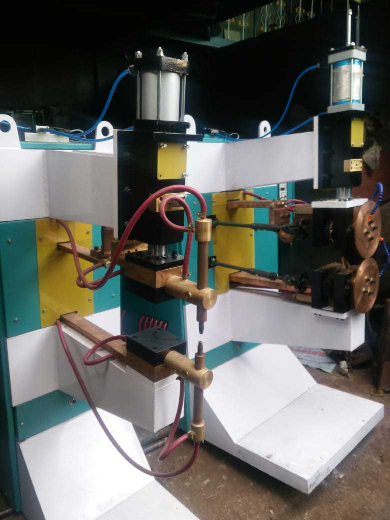 Pneumatic Spot Welding Machine